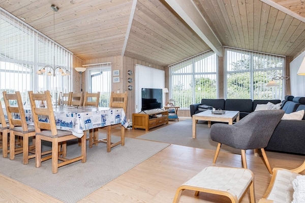 Foto van Luxe strandhuis met spa - Vakantiehuis in Hjørring - Indoor