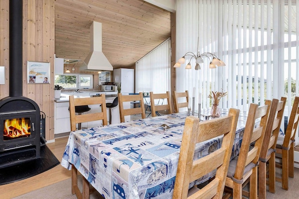 Foto van Luxe strandhuis met spa - Vakantiehuis in Hjørring - Indoor