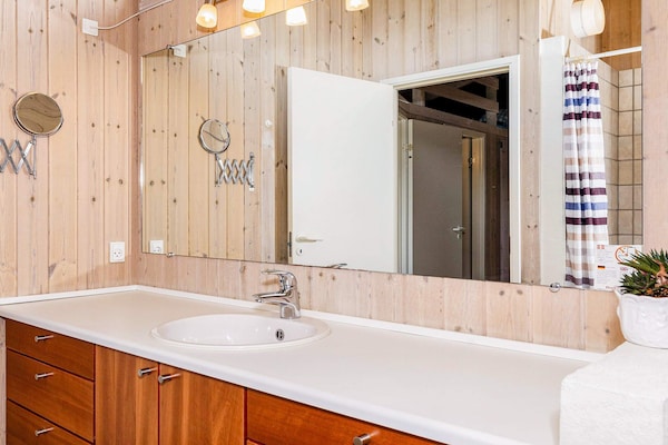 Foto van Luxe strandhuis met spa - Vakantiehuis in Hjørring - Indoor
