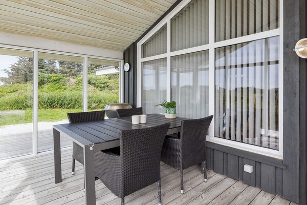 Foto van Luxe strandhuis met spa - Vakantiehuis in Hjørring - View