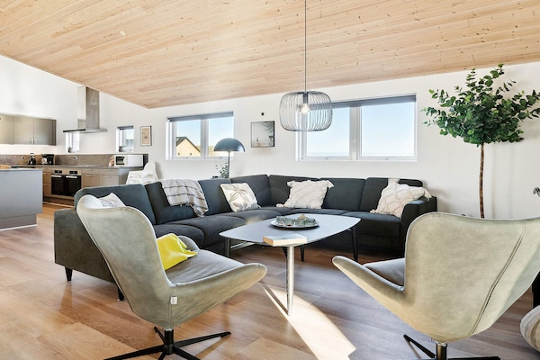 Foto van Luxe zwembad retraite bij zee -- By Traum Ferienwohnungen - Indoor