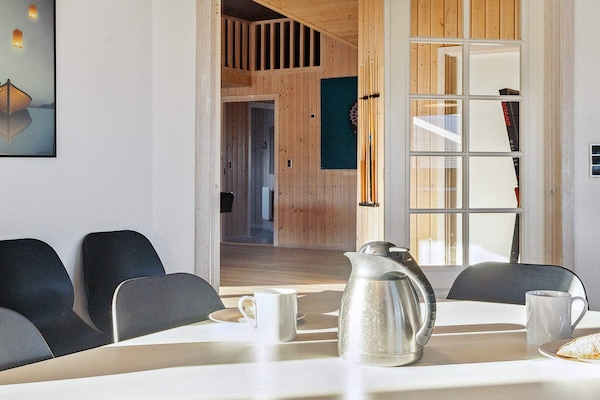 Foto van Luxe zwembad retraite bij zee -- By Traum Ferienwohnungen - Indoor