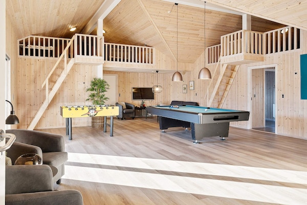 Foto van Luxe zwembad retraite bij zee -- By Traum Ferienwohnungen - Indoor