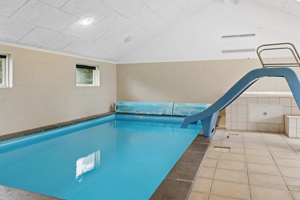 Foto van Luxe villa met zwembad Marielyst - Vakantiehuis in Idestrup - Pool