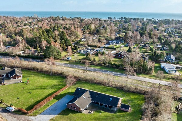 Foto van Luxe villa met zwembad Marielyst - Vakantiehuis in Idestrup - View