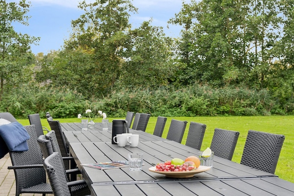 Foto van Luxe villa met zwembad Marielyst - Vakantiehuis in Idestrup - Outdoor