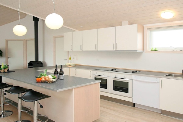 Foto van Luxe zwembad retraite -- By Traum Ferienwohnungen - Vakantiehuis in Løkken - Indoor