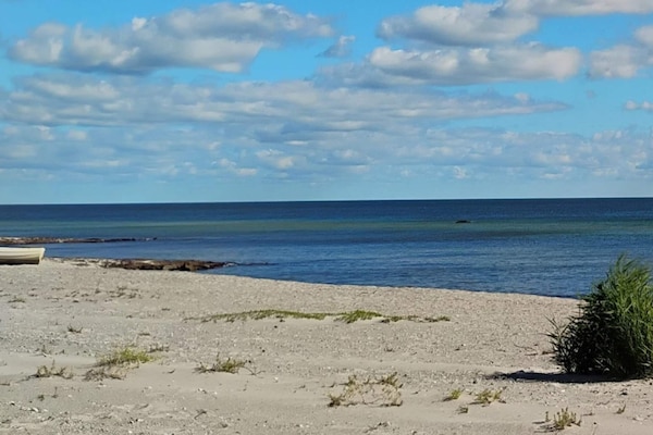 Foto van Luxe vakantieverblijf met zwembad - Vakantiehuis in Idestrup - WaterView