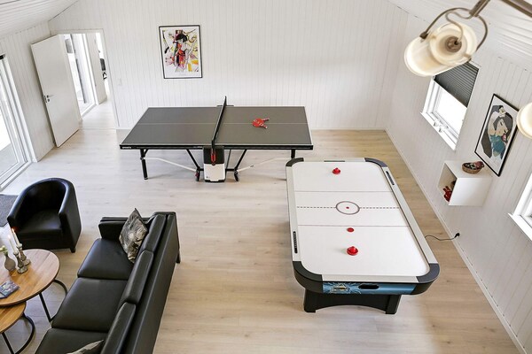 Foto van Luxe vakantieverblijf met zwembad - Vakantiehuis in Idestrup - Indoor