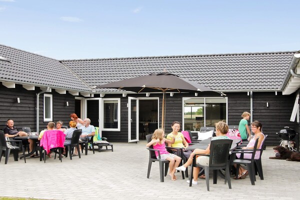 Foto van Luxe vakantieverblijf met zwembad - Vakantiehuis in Sydals - Outdoor
