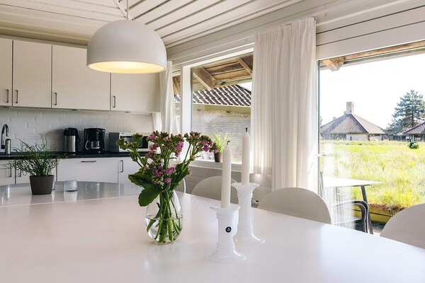 Foto van 5 persoons vakantie huis op een vakantie park in Karrebæksminde - Indoor
