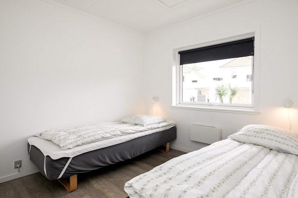 Foto van 4 persoons vakantie huis op een vakantie park in Blåvand - Indoor