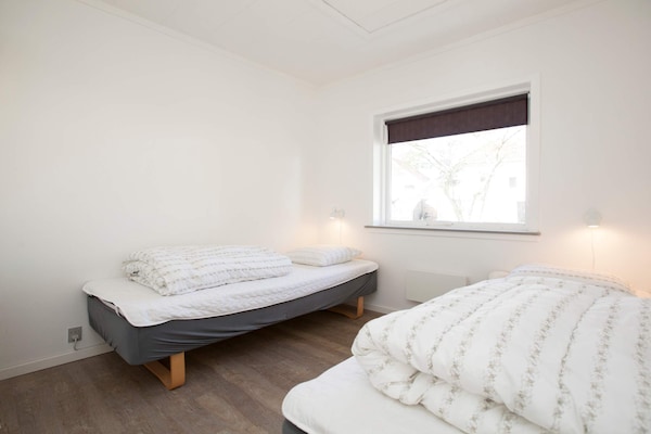 Foto van 4 persoons vakantie huis op een vakantie park in Blåvand - Indoor