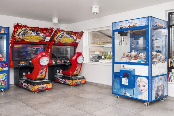 Foto van 2 persoons vakantie huis op een vakantie park in Blåvand - Untagged