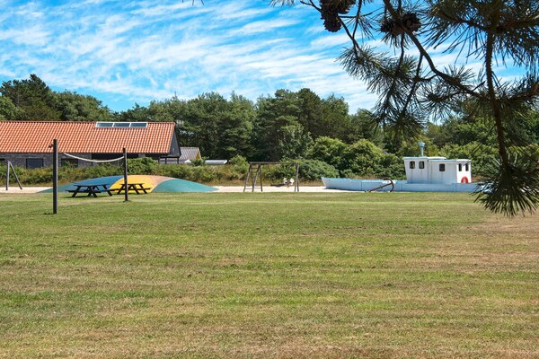 Foto van 2 persoons vakantie huis op een vakantie park in Blåvand - View