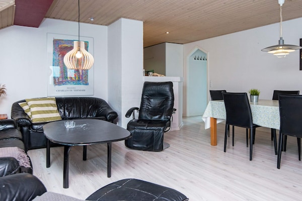 Foto van Luxe vakantieverblijf met zwembad - Vakantiehuis in Juelsminde - Indoor