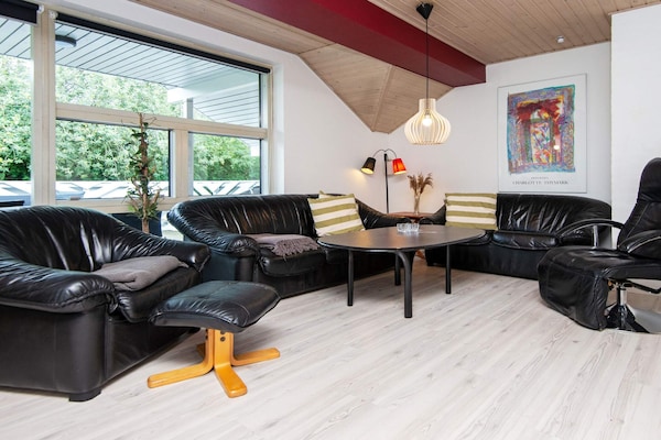 Foto van Luxe vakantieverblijf met zwembad - Vakantiehuis in Juelsminde - Indoor