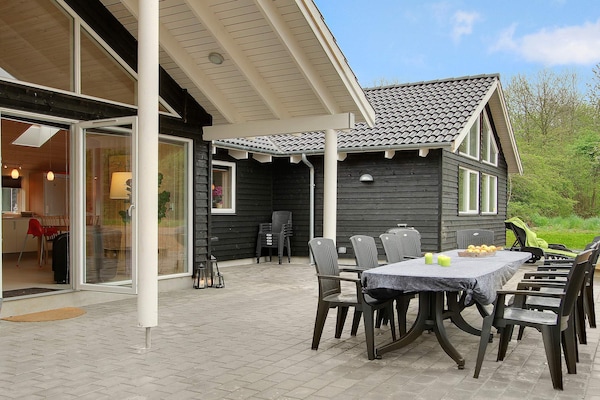 Foto van Luxe villa met zwembad in Lohals - Vakantiehuis in Tranekær - Outdoor