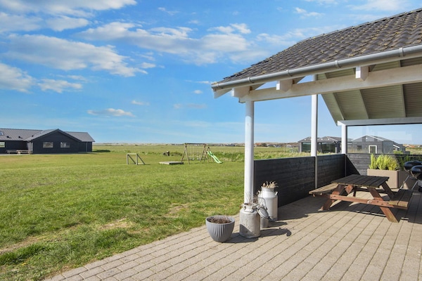 Foto van Luxe vakantieverblijf aan zee - Vakantiehuis in Harboøre - View