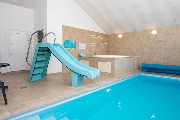 Foto van Luxe strandhuis met zwembad - Vakantiehuis in Odder - Pool