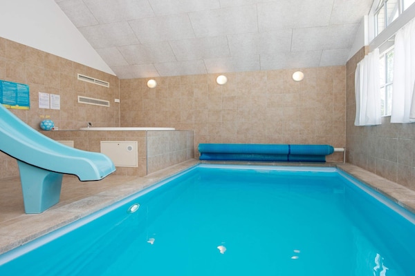 Foto van Luxe strandhuis met zwembad - Vakantiehuis in Odder - Pool