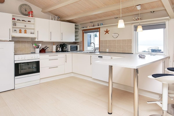 Foto van Strandparel voor 6 -- By Traum Ferienwohnungen - Vakantiehuis in Frørup - Indoor