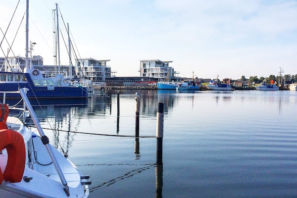 Foto van Moderne vakantie direct aan het water - Vakantiehuis in Wendtorf - Outdoor