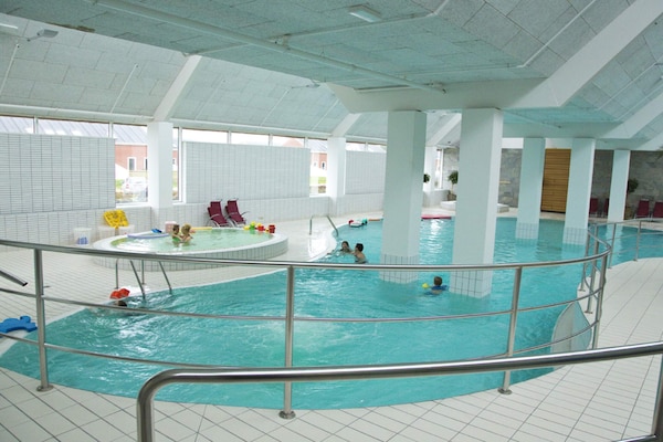 Foto van 4 persoons vakantie huis op een vakantie park in Rømø - Pool