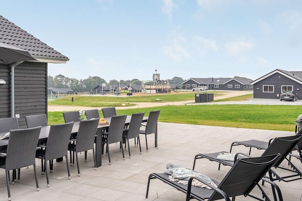 Foto van Luxe strandhuis voor 20 personen - Vakantiehuis in Sydals - Outdoor