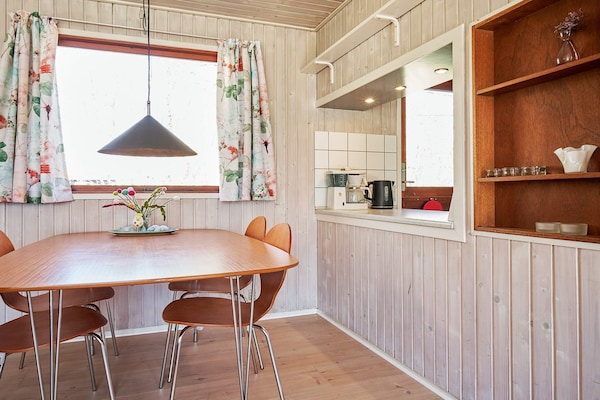 Foto van Gezellig zomerhuis vlakbij het strand - Vakantiehuis in Aakirkeby - Indoor