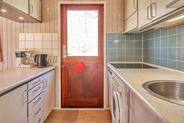 Foto van Gezellig zomerhuis vlakbij het strand - Vakantiehuis in Aakirkeby - Indoor