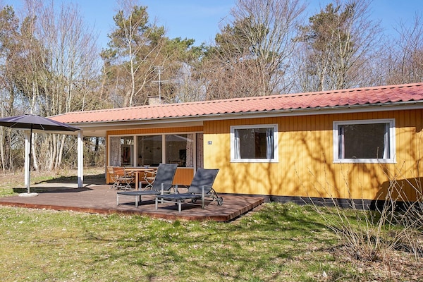 Foto van Een zonnig toevluchtsoord aan het strand - Vakantiehuis in Aakirkeby - View