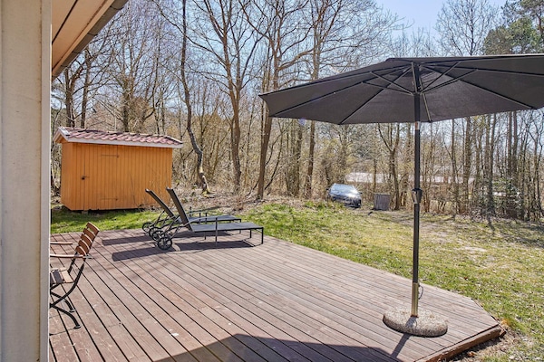 Foto van Een zonnig toevluchtsoord aan het strand - Vakantiehuis in Aakirkeby - View