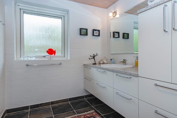 Foto van Gezellige accommodatie aan het strand - Vakantiehuis in Grenaa - Indoor