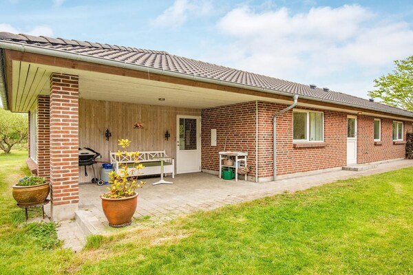 Foto van Gezellige accommodatie aan het strand - Vakantiehuis in Grenaa - View