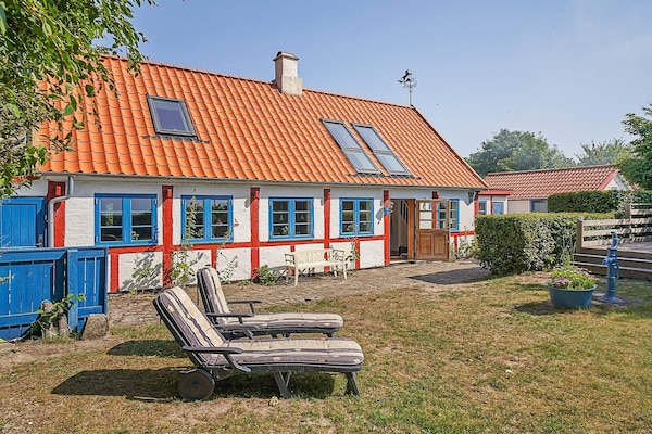 Foto van Charmant huisje aan zee - Vakantiehuis in Aakirkeby - View