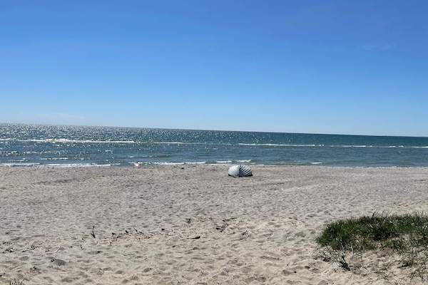 Foto van Rustig strandverblijf - Door Traum - Vakantiehuis in Idestrup - WaterView