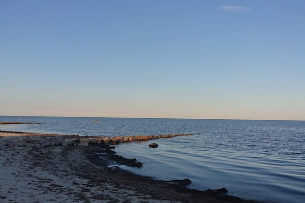 Foto van Rustig strandverblijf - Door Traum - Vakantiehuis in Idestrup - WaterView