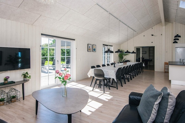 Foto van 24 persoons vakantie huis in Blåvand - Vakantiehuis in Blåvand - Indoor