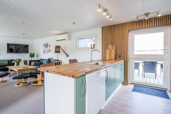 Foto van Gezellig strandverblijf -- By Traum Ferienwohnungen - Indoor