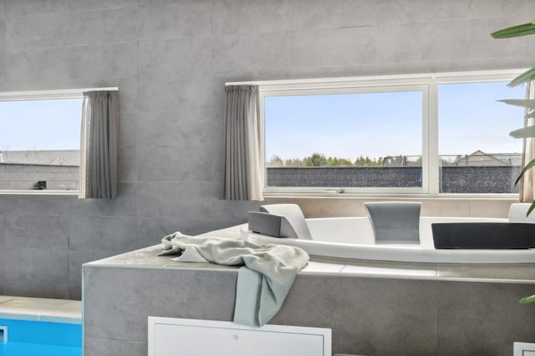 Foto van Luxe vakantieverblijf met zwembad - Vakantiehuis in Nørre Nebel - Spa