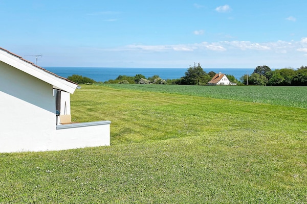 Foto van Moderne loft met uitzicht op zee - Vakantiehuis in Allinge - WaterView