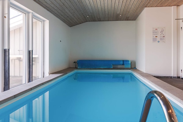 Foto van 12 persoons vakantie huis in Rødby-By Traum - Vakantiehuis in Rødby - Pool