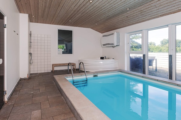 Foto van 12 persoons vakantie huis in Rødby-By Traum - Vakantiehuis in Rødby - Pool
