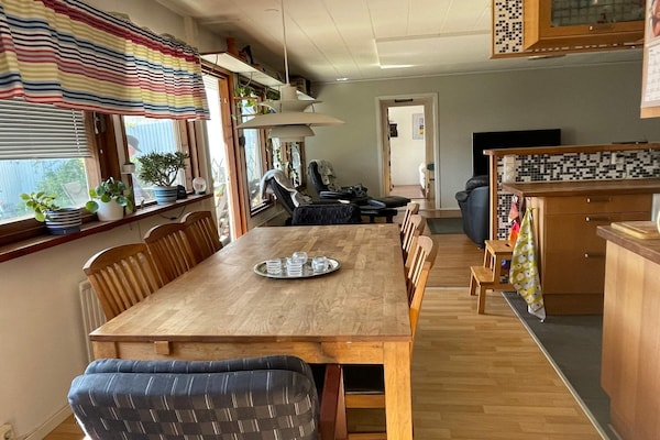 Foto van 5 persoons vakantie huis in VÄSTRA FRÖLUNDA - Vakantiehuis in VÄSTRA FRÖLUNDA - Indoor
