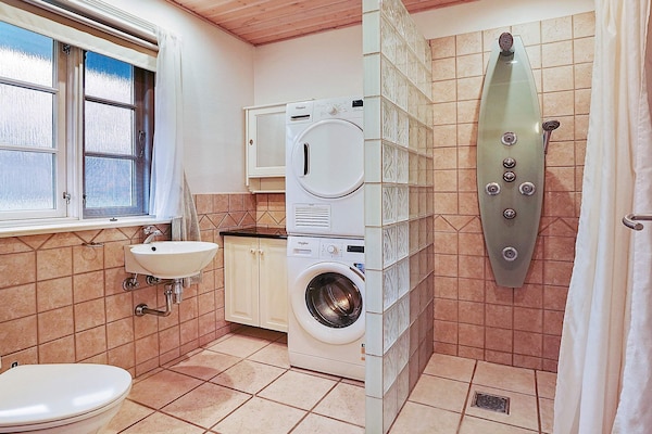 Foto van 22 persoons vakantie huis in Frederiksværk - Vakantiehuis in Frederiksværk - Indoor