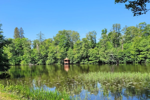 Foto van Huisje met hottub in Rejmyre - Vakantiehuis in Rejmyre - WaterView