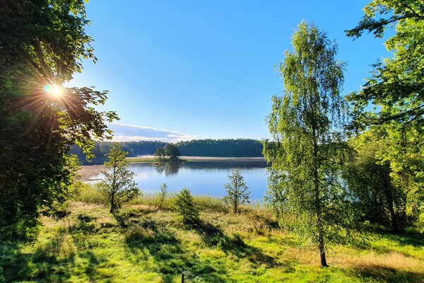 Foto van Huisje met hottub in Rejmyre - Vakantiehuis in Rejmyre - WaterView