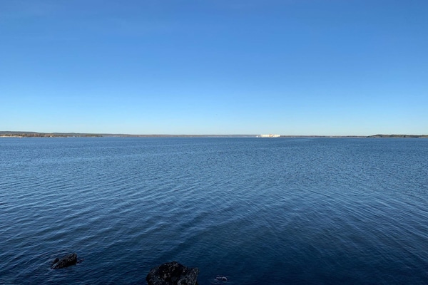 Foto van Huisje met hottub in Rejmyre - Vakantiehuis in Rejmyre - WaterView