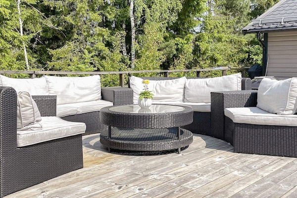 Foto van Huisje met hottub in Rejmyre - Vakantiehuis in Rejmyre - Outdoor